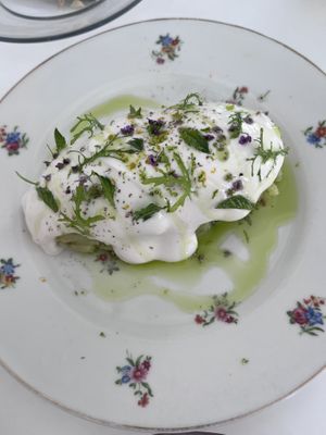 Smashed potato and broccoli (I could eat this every day for the rest of my life)  at Vegani in Sevilla