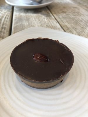 Vegan peanut butter cup at Primal Roost in Bagshot