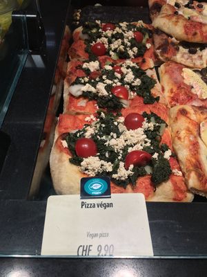 Vegan pizza and price at GVA - Bistrot Geneve - T1 in Geneva