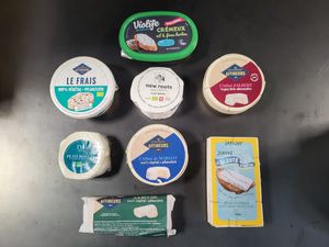 Vegan cheeses : Les Nouveaux Affineurs, Jay and Joy, New Roots, Tyk, Violife
 at Biomonde in Luneville