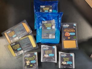 Violife range : greek cheese, cheddar, mozzarella, original flavour at Biomonde in Luneville