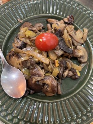 Mushrooms for salad   at Vida Bistro in Rio De Janeiro
