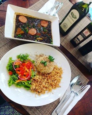 vegan feijoada at Vida Bistro in Rio De Janeiro