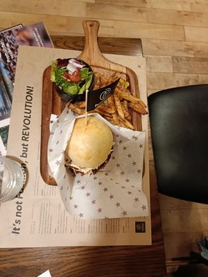 Vegan patty burger at Premarché Alternative Diner in Kyoto