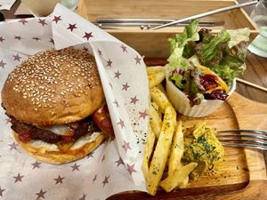 Avocado tropical burger  at Premarché Alternative Diner in Kyoto