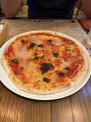 Pizza Margherita  at Premarché Alternative Diner in Kyoto