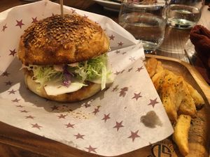 vegetarian burger at Premarché Alternative Diner in Kyoto
