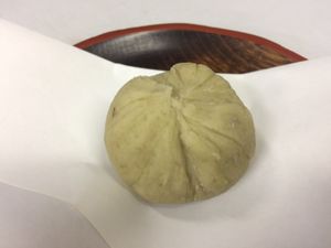 Japanese chestnut paste

 ingredients>
Natural farming chestnut, brown sugar at Demineiya in Osaka