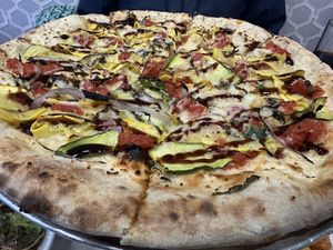 Primavera pizza with NUMU cheese  at Food 101 in Gettysburg