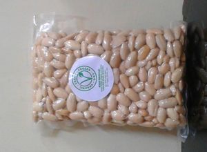 SKINLESS ALMOND 500 gr

Almond merupakan pengganti daging terbaik karena memiliki nilai protein yang sebanding dengan daging. Almond juga kaya akan vitamin E, vitamin B1 dan B6. Almond mengandung tinggi kalsium dan phospor yang sebanding dengan susu sapi.

Manfaat :
1. Menurunkan kolesterol.
2. Memperkuat sistem syaraf.
3. Membantu meringankan stress dan kelelahan.
4. Mencegah arteriosclerosis.
5. Mencegah osteoporosis.
6. Membantu meningkatkan produksi ASI.
7. Sangat baik untuk penderita diabetes, karena membantu menurunkan kadar gula secara perlahan.

Cara Pemakaian :
Sangat bermanfaat apabila dikonsumsi mentah atau diolah menjadi susu almond.
 at Vegetarian Vegan Frozen Dry in Denpasar