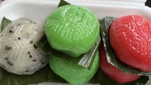 Yum  at Ji Xiang Everton 吉祥红龟粿 - Everton Park in Central Singapore