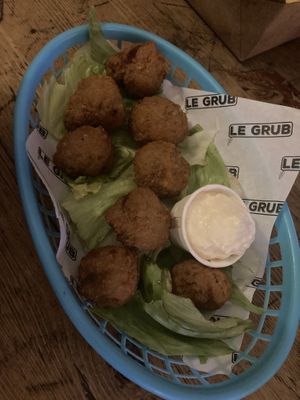 Garlic mushrooms  at Le Pub in Newport