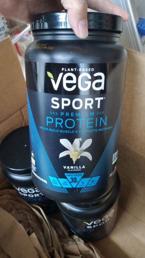 My fave protein shake (chocolate is better) 💚 at Real Food in Metro Manila