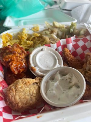 Lemon pepper and BBQ wings w/ Mac and cheese and cabbage  at The Reizod Vegan Experience in Columbia