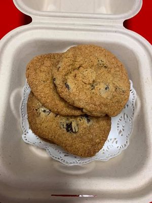  Now biodegradable! Gluten free chocolate chip cookies  at The Reizod Vegan Experience in Columbia