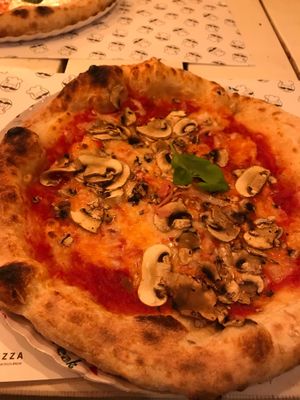 Funghi  at Mister Pizza - Duomo in Florence