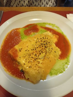 Canelones de espinacas (vegetariano) at Sarasate in Pamplona