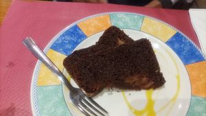 Bizcocho vegano de pera y cacao V. at Sarasate in Pamplona