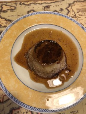 Flan de frutos del bosque at Sarasate in Pamplona