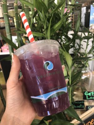 💗 at Vegan Fine Foods in Fort Lauderdale