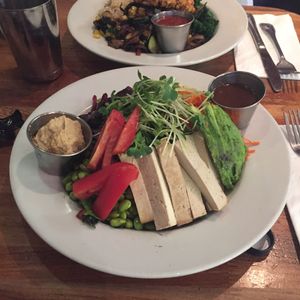 the salad at Flore in Los Angeles