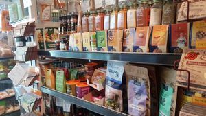 Spices and pastes at Urban Wellness Project in Ascot Vale
