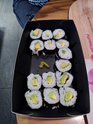 Sushi with avocado at Itsu in Oxford