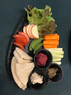3 Dip Platter at Nourish Cafe in Bangkok