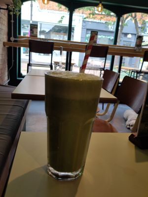 Peanut butter smoothie at Vutie Beets in Letchworth
