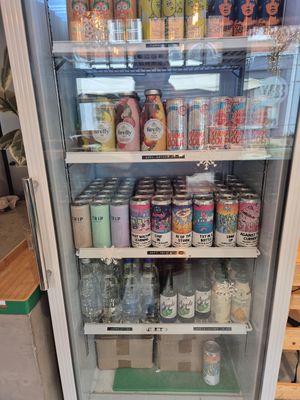 Cold drinks at Vutie Beets in Letchworth