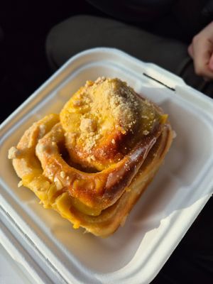 Apple crumble bun at Vutie Beets in Letchworth