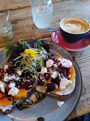 Bread with pumpkin, vegan cheese and cherry-chutney at YellowBird Coffee in Bremen