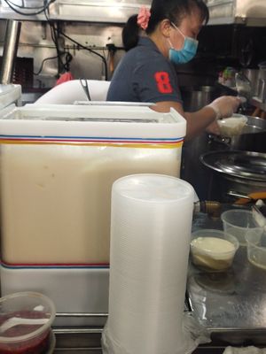 Famous Bean curd at Whampoa Soya Beancurd and Grass Jelly in Central Singapore