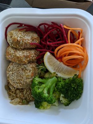 Buddle Bowl at Amongst Few in Dubai