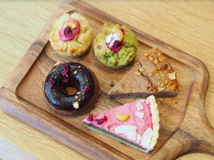 Vegan Sweets
muffins
baked donuts
cake at Asics Connection in Tokyo