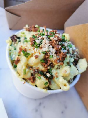 Mac n cheeze at Rudy's Dirty Vegan Diner in North West London