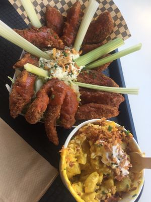 Mac & wings at Rudy's Dirty Vegan Diner in North West London