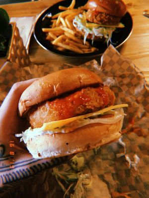 Mhmmm buffalo burger 🍔🌱 at Rudy's Dirty Vegan Diner in North West London