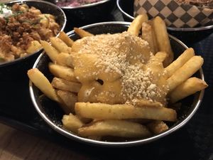🧀  🍟  at Rudy's Dirty Vegan Diner in North West London