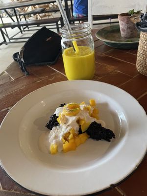 Vegan cake   at Pituq Cafe in 