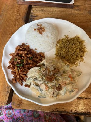 Olah Olah  at Pituq Cafe in 