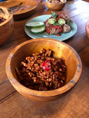 Sweet and spicy crispy tempe  at Pituq Cafe in 