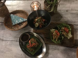 Mango salad and wrap at Pituq Cafe in 