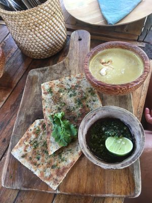 Bread with topping at Pituq Cafe in 