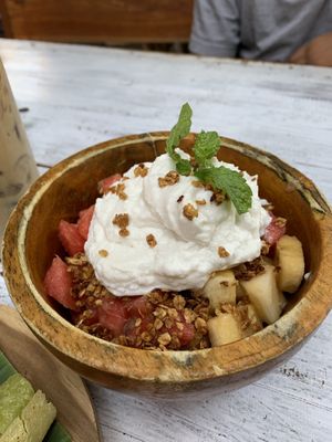 delicious fresh fruits with granola at Pituq Cafe in 