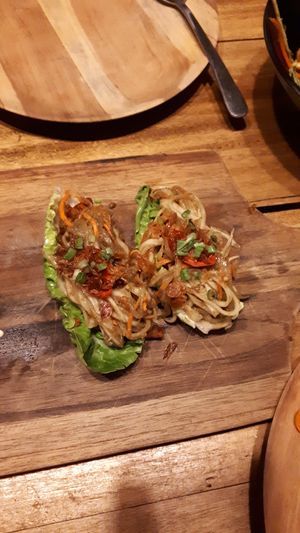 Aubergine sakad in lettuce  at Pituq Cafe in 