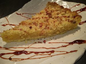 Seasonal сrumbly cake at Organic Vision in Oostende