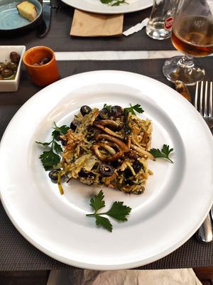 Mushrooms à brás at Remedio Santo Campo Alegre in Porto