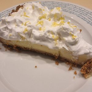 Tarte de Limão Merengada at Remedio Santo Campo Alegre in Porto