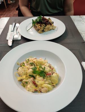 Lemon&mustard gnocchis and bacalhau à brás at Remedio Santo Campo Alegre in Porto